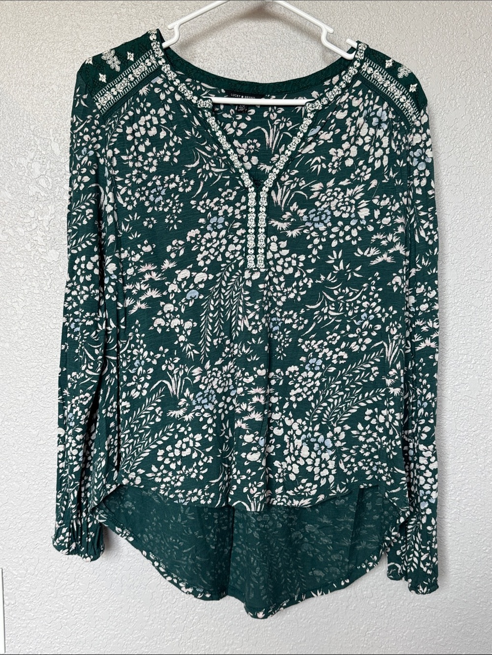 Lucky Brand Dark Green Floral Long-Sleeve V-Neck Top